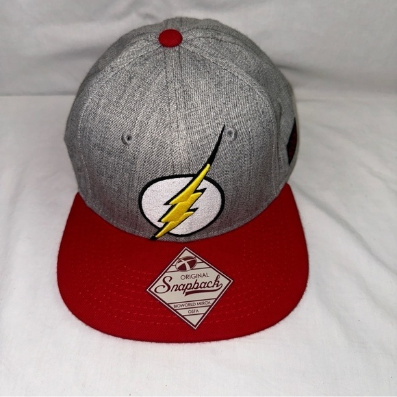 DC Comics Hat Men's Gray Red‎ The Flash Adjustable Snapback Embroidered Logo Cap - Picture 3 of 11